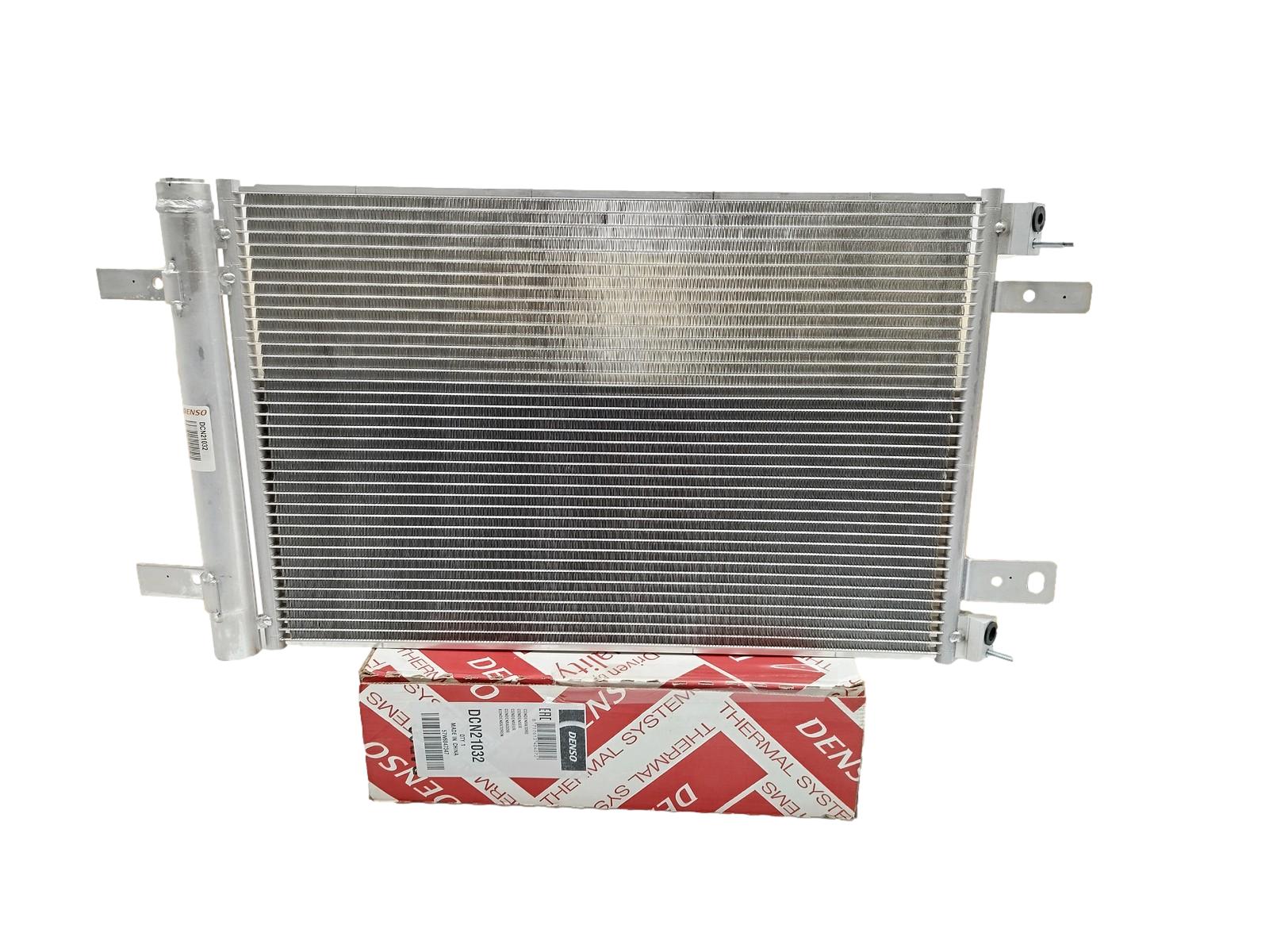 Condenseur De Climatisation Pour Citroen Peugeot DCN21032 9816746580 Denso