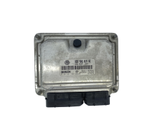 Calculateur Seat 038906019NE 0281011824 Bosch 60614