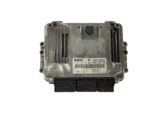 Calculateur 0281013907 8200705747 8200705748 Renault Bosch 17526