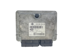Calculateur 036906034GM 61601.068.01 IAW4MV.GM VW Magneti Marelli 63425