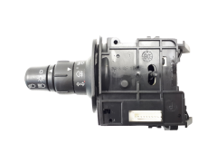 Commutateur D’éclairage Renault Scenic 2 7701060396 Valeo Commutateur D’éclairage Renault Scenic 2 7701060396 Valeo