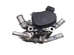 Boitier Thermostat D'eau moteur 21250BV81A 1.6 TCE DIG-T Renault Nissan Boitier Thermostat D'eau moteur 21250BV81A 1.6 TCE DIG-T Renault Nissan