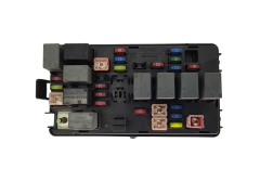 Boîtier Fusibles Chevrolet 96427973 Tyco