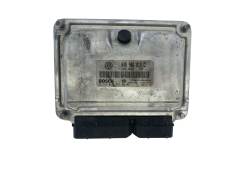 Calculateur 045906019C 0281010697 VW Bosch 50374