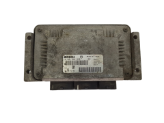 Calculateur 0281001839 9630059880 PSA Bosch 17157