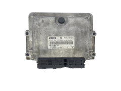 Calculateur Fiat 46789433 0281001955 188C324N Bosch
