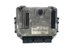 Calculateur 0281013907 8200705747 8200705748 Renault Bosch 50789