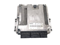 Calculateur 0281015781 8200726880 8200980329 Renault Bosch 2.0 dCi Laguna 3