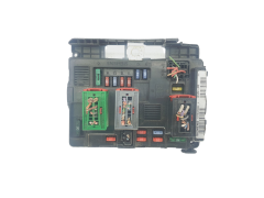 Calculateur BSM 9650618580 U118470002J PSA Siemens 40327 Calculateur BSM 9650618580 U118470002J PSA Siemens 40327