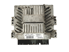 Calculateur S122326114A SID301 8200843713 Renault Siemens 19671