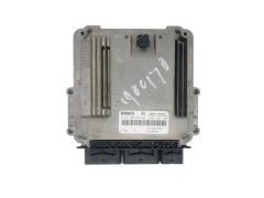 Calculateur 237104627R 237104376R 0281030899 Renault Bosch 43819