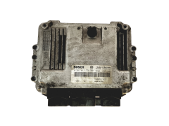 Calculateur 0281011776 8200391966 8200386508 Renault Bosch 27596