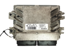 Calculateur S110140011A 8200483732 8200326380 Renault Siemens 19759