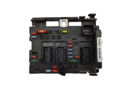 Calculateur BSM B3 Citroen Peugeot 9657608780 Delphi 18832 Calculateur BSM B3 Citroen Peugeot 9657608780 Delphi 18832