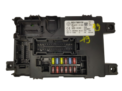 Boîtier Fusibles Fiat 00517986150 28106881 Delphi 22176 Boîtier Fusibles Fiat 00517986150 28106881 Delphi 22176