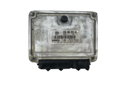 Calculateur 0261206823 030906032AS VW Bosch 53809
