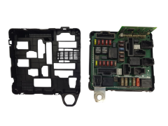 Calculateur UPC S118402D Renault Siemens 2751