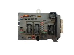 Calculateur De Confort BSM B3 9650664080 PSA Delphi 34999 Calculateur De Confort BSM B3 9650664080 PSA Delphi 34999