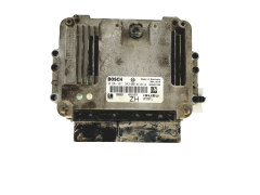 Calculateur Opel 0281011943 55556829 8973785712 Bosch 23980
