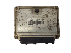Calculateur 030906032AP 0261206751 VW Bosch 2770