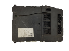 Calculateur UCH X84 N2 8200306434 S118400220C Renault Siemens 1275