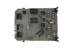 Calculateur BSI E02-00 S118085210E 9646777380 PSA Siemens 22769