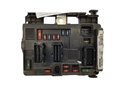 Calculateur BSM-B2 T118470002E 9643498980 PSA Siemens 1283 Calculateur BSM-B2 T118470002E 9643498980 PSA Siemens 1283