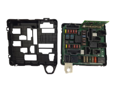 Calculateur UPC S118402D Renault Siemens 2752