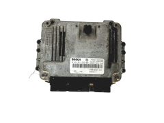 Calculateur 0281011529 8200051608 8200389519 Renault Bosch 24722