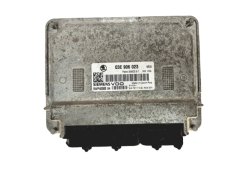 Calculateur 03E906023 5WP40500 04 VW SKODA Siemens 