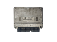 Calculateur 03E906033D 5WP40121 04 Seat Siemens  42767