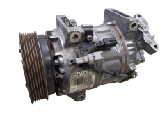 Compresseur De Climatisation 8200898810--B Valeo DCS-17EC Renault Laguna 3 Compresseur De Climatisation 8200898810--B Valeo DCS-17EC Renault Laguna 3