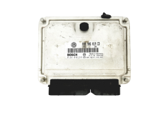 Calculateur 038906019CD 0281010218 VW Bosch 16809