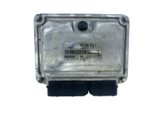 Calculateur 045906019C 0281010697 VW Bosch 49629