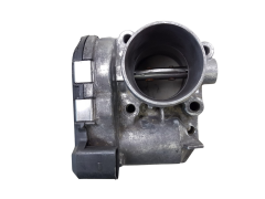 Boitier Papillon D’admission Renault 8200330810 --E 0281002681 H8200330812 1841