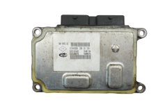 Calculateur IAW 5NR2.C6 8200181482 8200285315 Renault Magneti Marelli