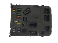 Calculateur BSI E01-00 9653667580 S118085320E PSA Siemens 1942