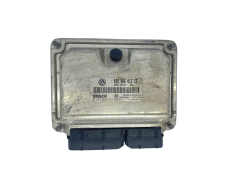 Calculateur 038906012CE 0281010257 Skoda VW Bosch 61427