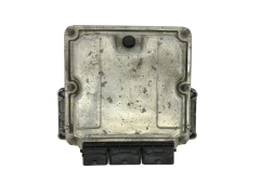 Calculateur 0281010556 8200153946 8200095416 Renault Bosch 57050