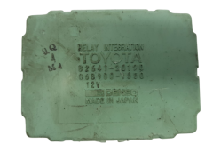 Calculateur Moduł Toyota 82641-20190 068900-1550 Denso 20274