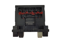 Calculateur Audi 8P0907279K F005V00584 H54/S2501 Bosch 20626