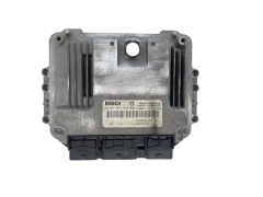 Calculateur 0281011549 8200391966 8200370779 Renault Bosch 62533