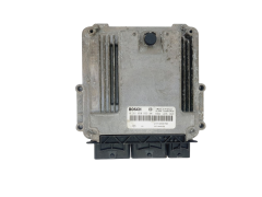 Calculateur 237104627R 237104376R 0281030899 Renault Bosch 43593