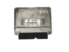 Calculateur 03E906033 5WP40163 04 VW Siemens 29163