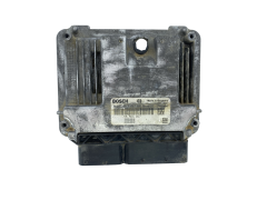 Calculateur 0281013807 55563967 Saab Bosch GM 51198