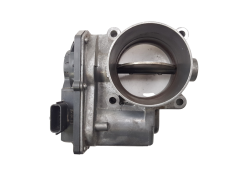Boitier Papillon D’admission Renault 8200828992 8200578558 3.0 V6 3735