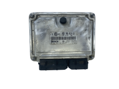 Calculateur VW 038906019CJ 0281010302 Bosch 49066