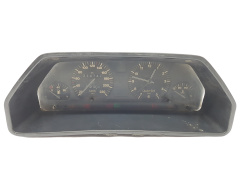 Bloc Compteurs Vitesse Audi 100 81117465 88311068 VDO