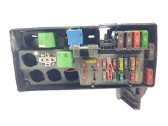 Boîtier Fusibles Fiat PSA 1489501080