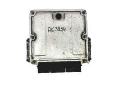 Calculateur 0281010556 8200153946 8200095416 Renault Bosch 22435